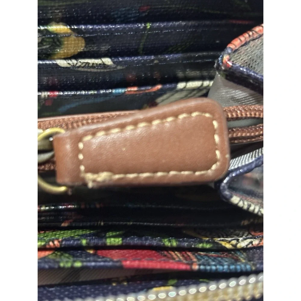 Sakroots Artist Circle Zip Around Wallet Peace Floral Blue Vegan Wallet